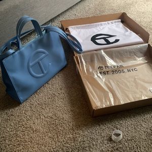 AUTHENTIC TELFAR BAG MEDIUM SHOPPER